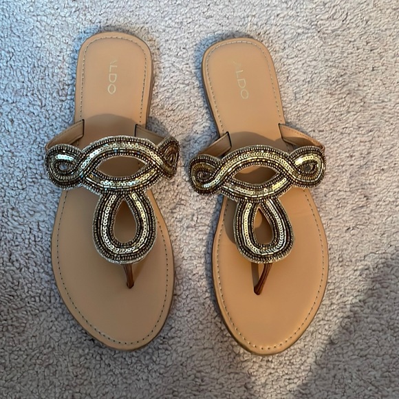 aldo flip flop